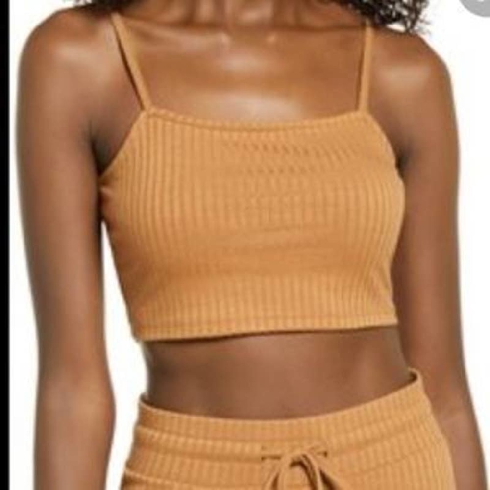 NWT Vero Moda Lucy Ribbed Crop Tank brown